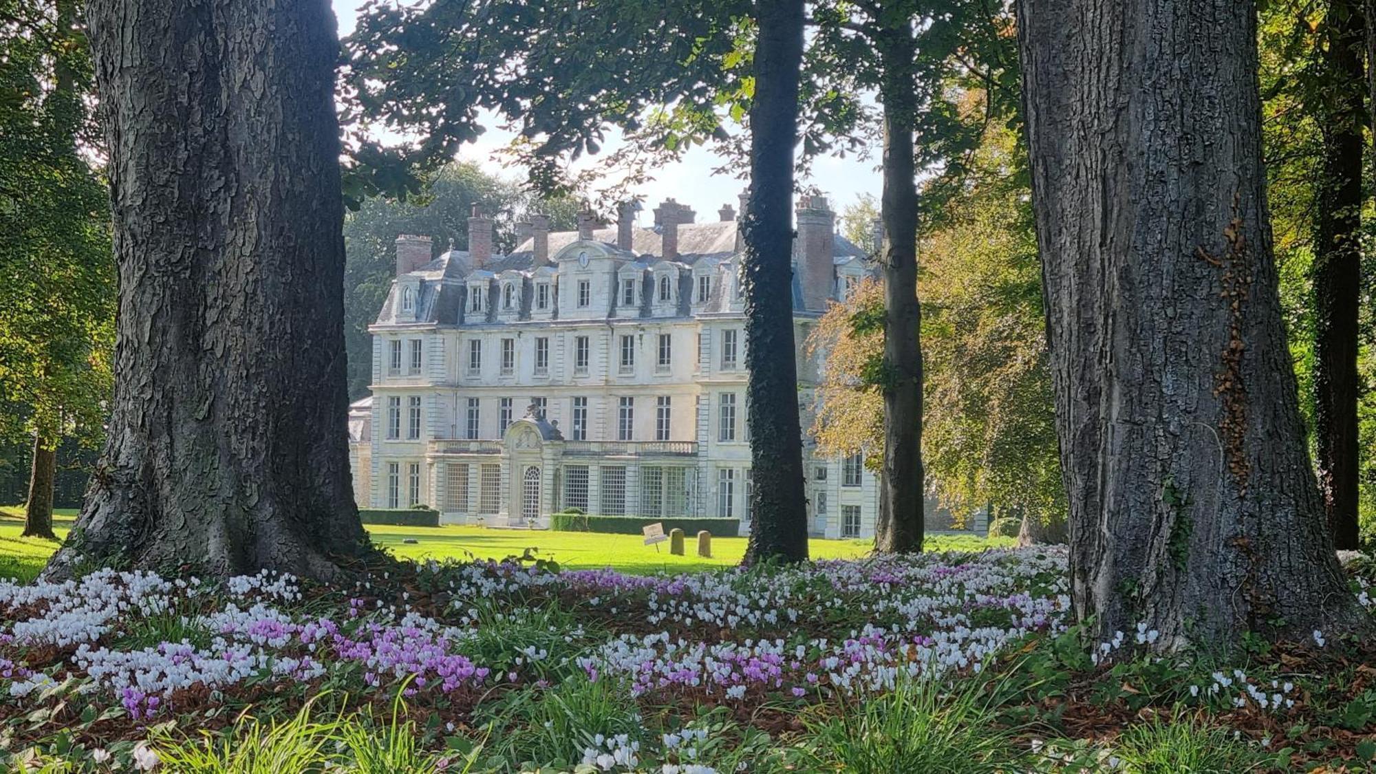 Les Ecuries Du Chateau De Brumare Brestot Екстериор снимка